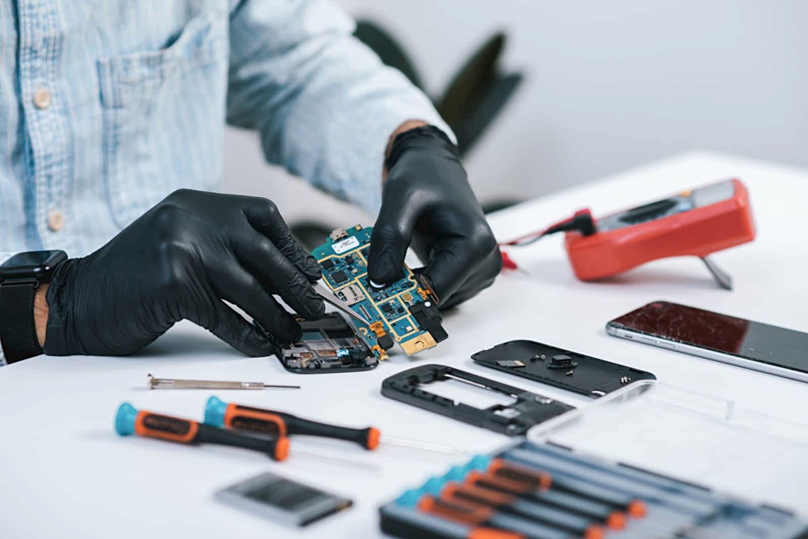 Telefon Tamiri İçin Temel Gereksinimler Nelerdir?