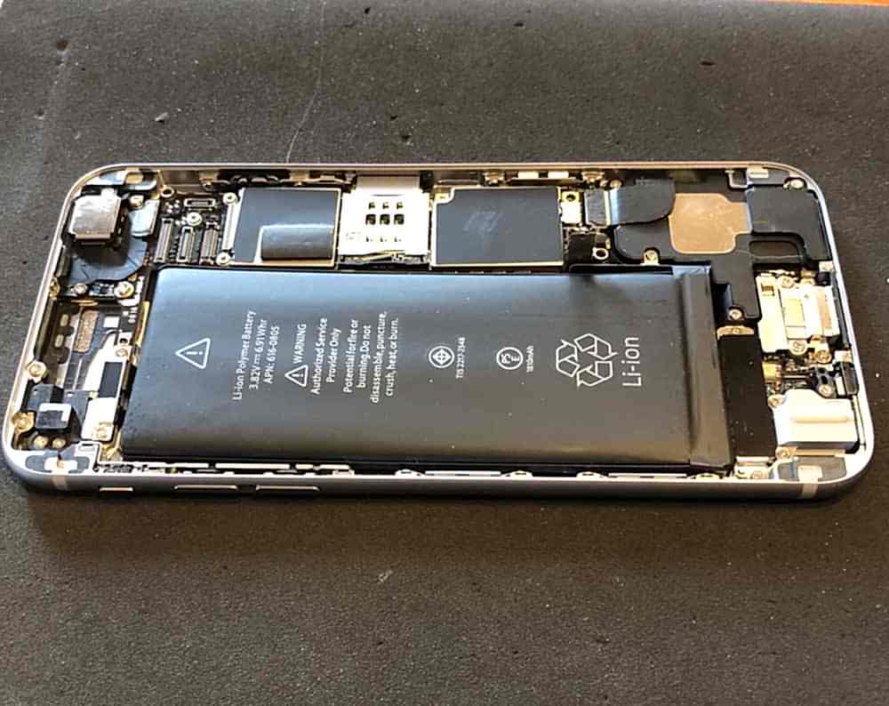 Cep Telefonu Batarya Değişimi